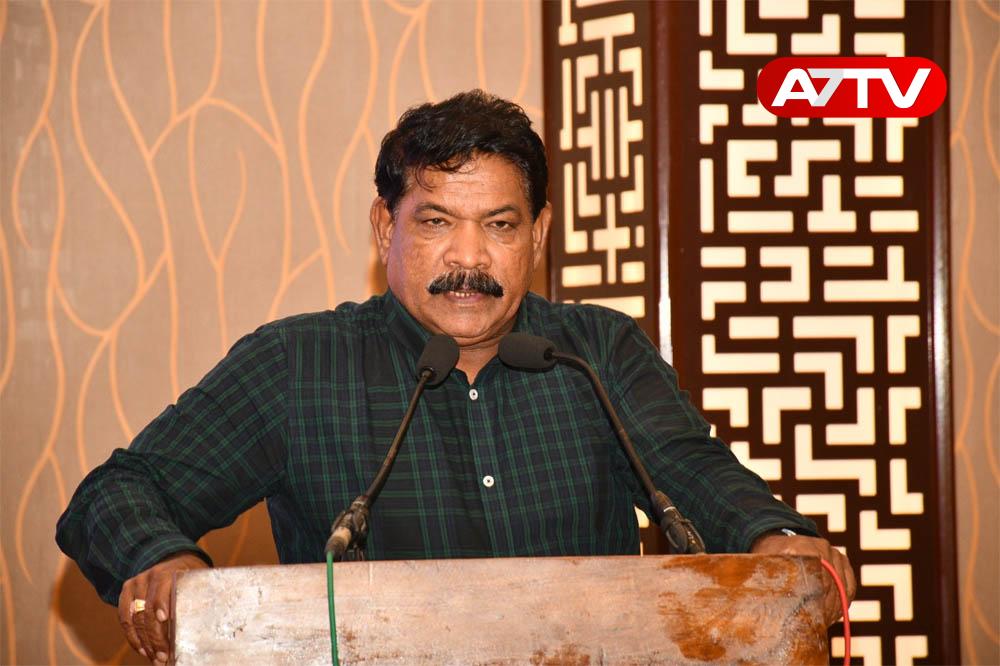Read more about the article யாழில் உள்ள பல தமிழ் கட்சிகள் எங்களை “லவ்” பண்ணுகிறார்கள்!