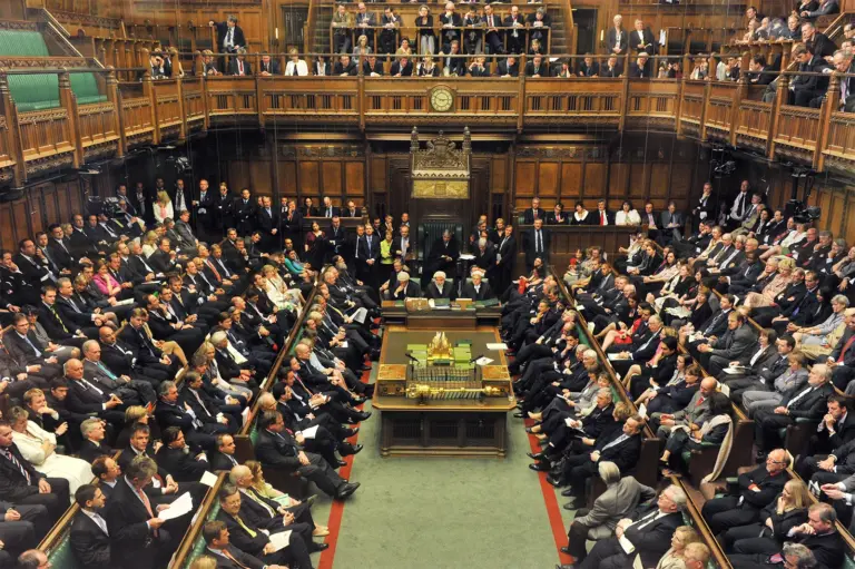 Chamber-House-of-Commons-Houses-Parliament-London