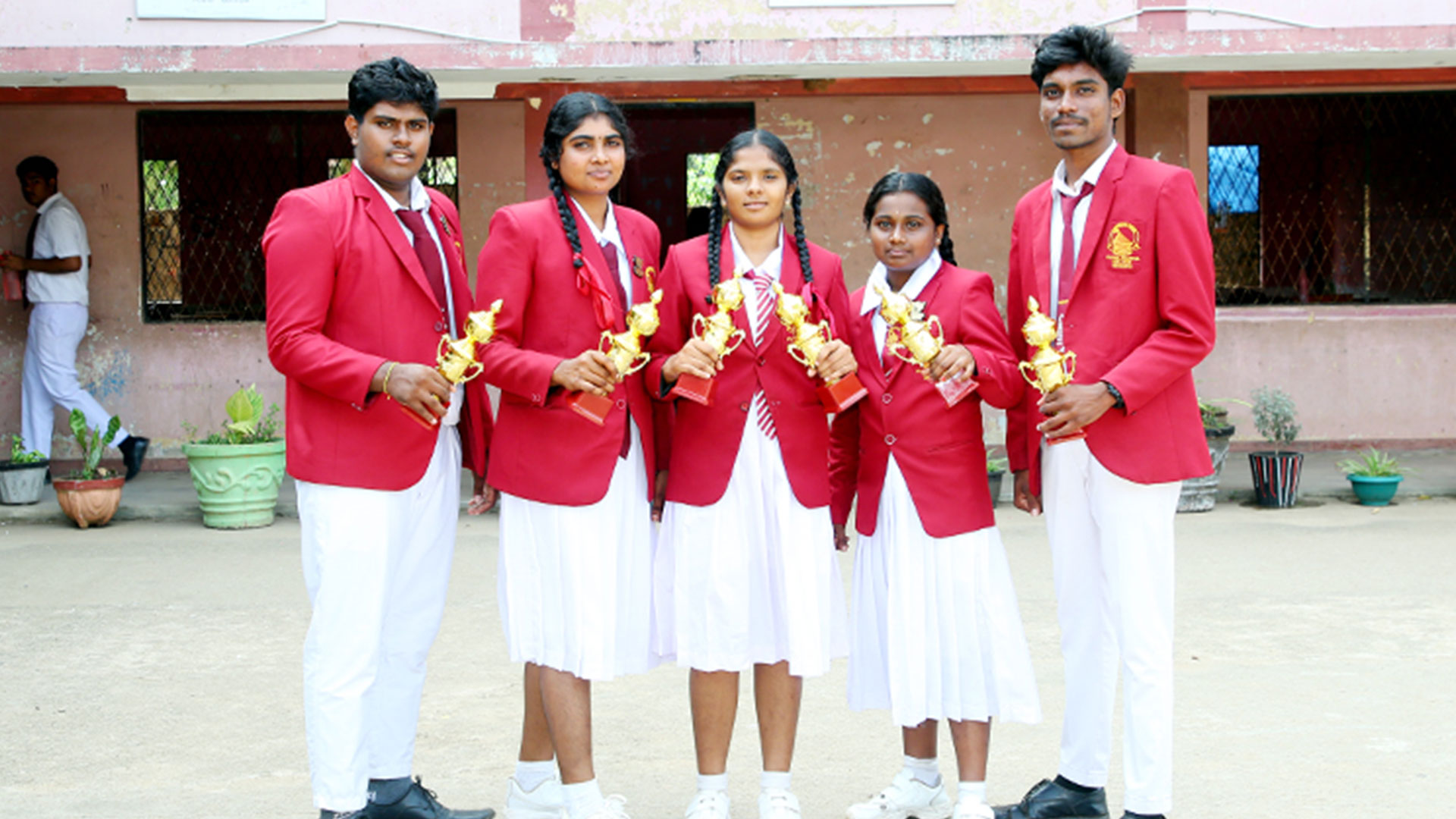 Read more about the article <span class="photo-label">🔴 PHOTO</span> அகில இலங்கை முய் தாய் போட்டிகளில் தேசிய மட்டத்தில் வவுனியா விபுலானந்தா கல்லூரி மாணவிகள் சாதனை: அபுதாபியில் நடைபெறும் போட்டிக்கும் தெரிவு