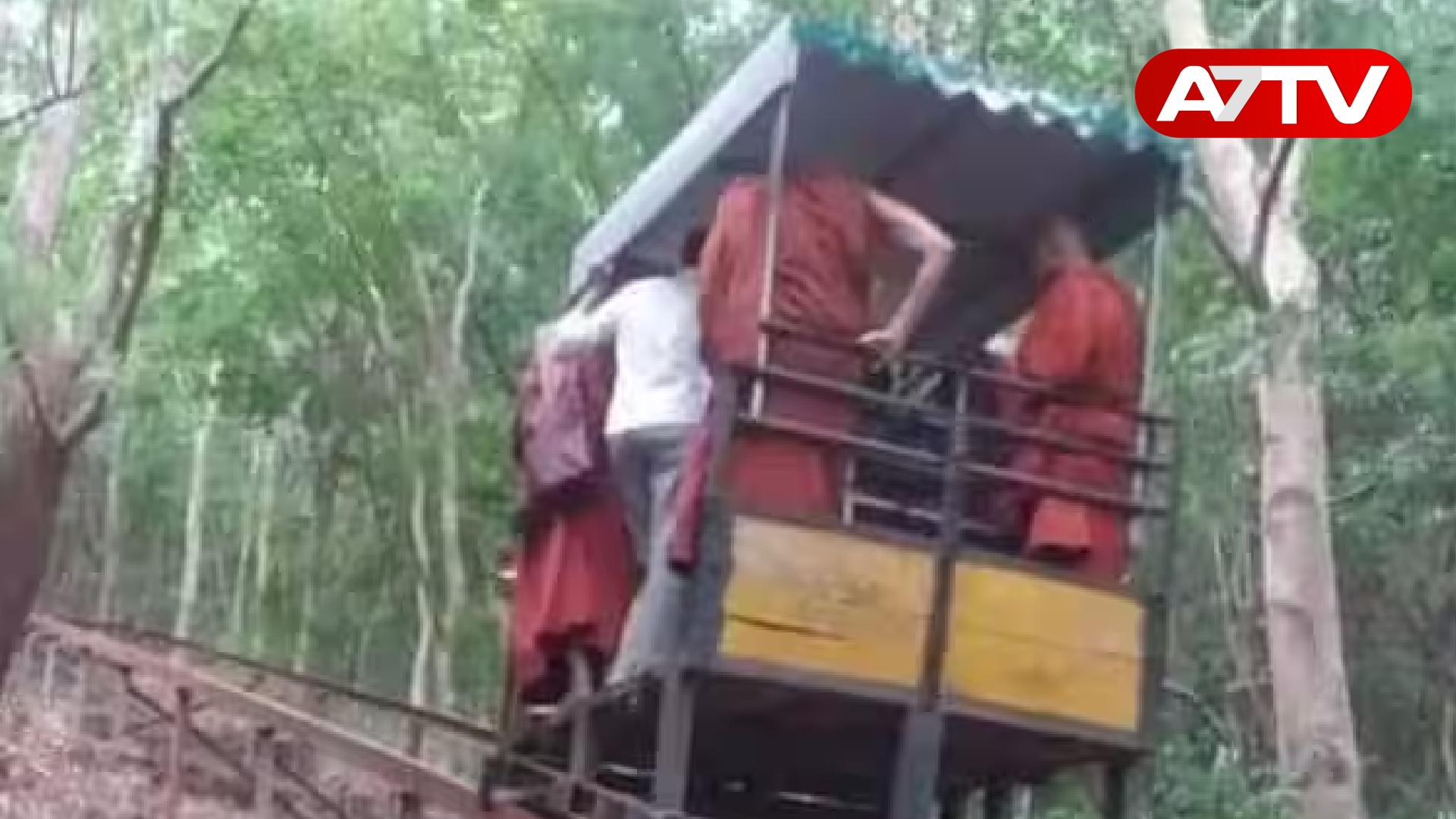 Read more about the article குருணாகலை உலுக்கிய கோர விபத்து: பலியான பௌத்த பிக்குகள்!