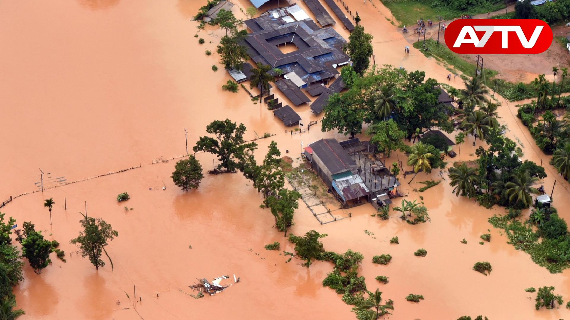 Read more about the article யாழ்ப்பாணம் – கொழும்பு தனியார் பேருந்து வெள்ளத்தில் சிக்கியது: மீட்பு பணிகள் தீவிரம்