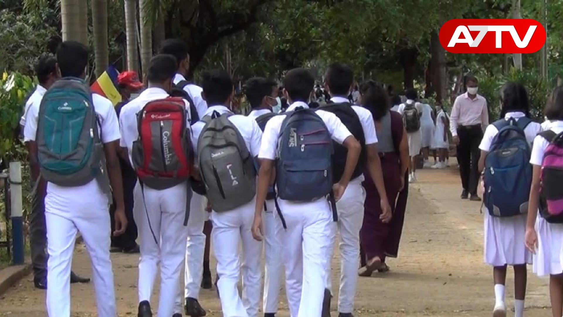 Read more about the article ஜனாதிபதி நிதியத்திலிருந்து மாணவர்களுக்கு 25,000 ரூபாய் நிதியுதவி!