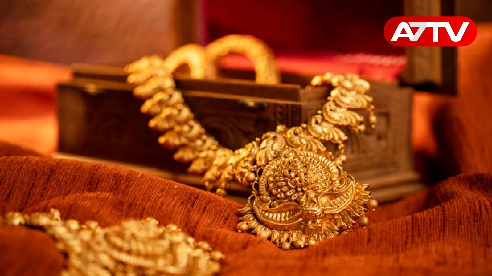 Read more about the article ஒரே நாளில் இரண்டு முறை அதிகரித்த தங்கத்தின் விலை!