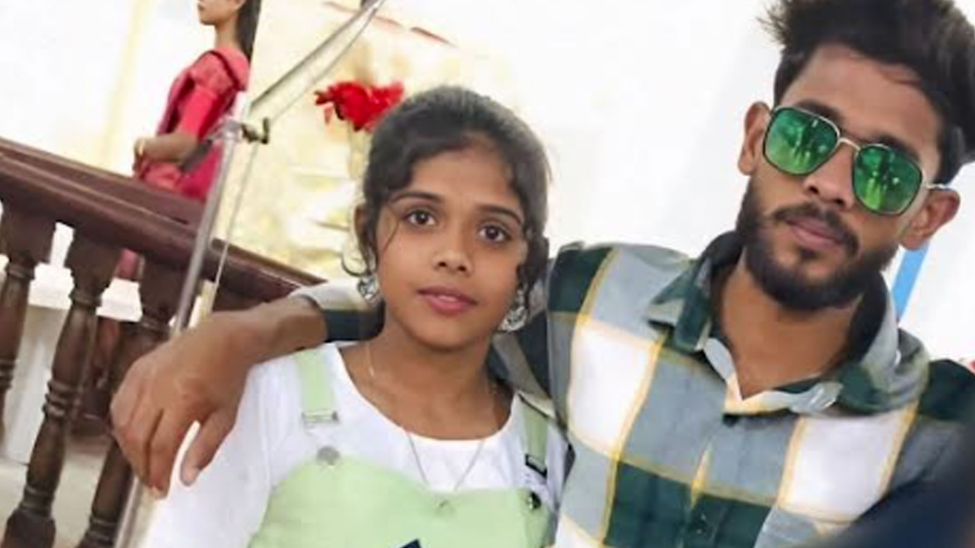 Read more about the article அண்ணனும் தங்கையும் அநியாயமாக உயிரிழந்த துயரம்! மனதை உலுக்கிய புகைப்படம்