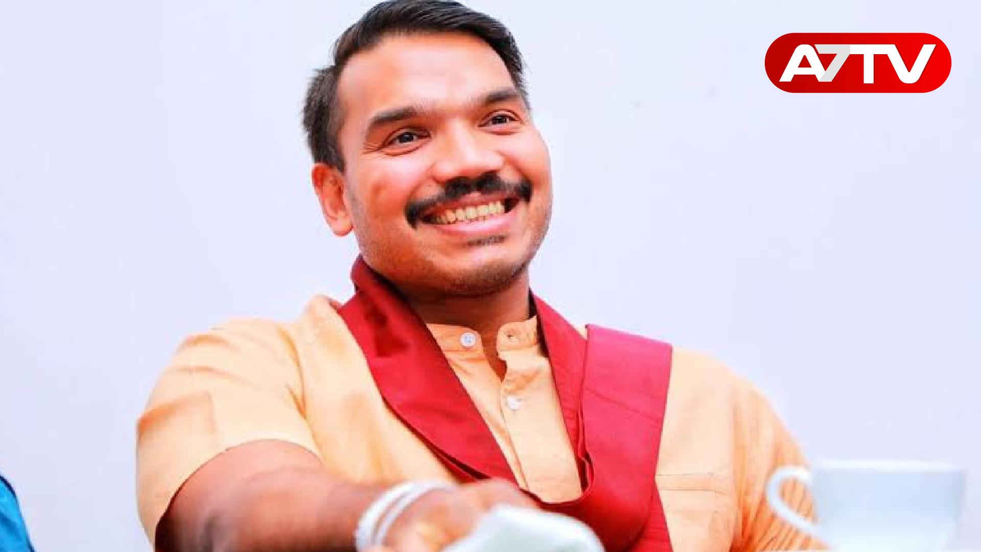 Read more about the article லண்டனில் வீட்டின் மீது தாக்குதல்: கல்வி கற்ற காலத்தில் சந்தித்த அச்சுறுத்தல்களை விவரித்த நாமல்!